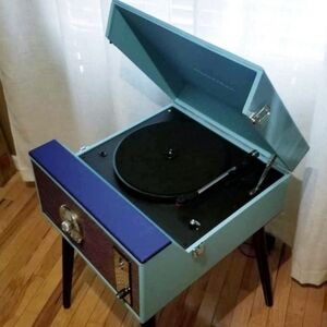 ❗Studebaker Retro Blue Record Player/CD Player with Bluetooth❗